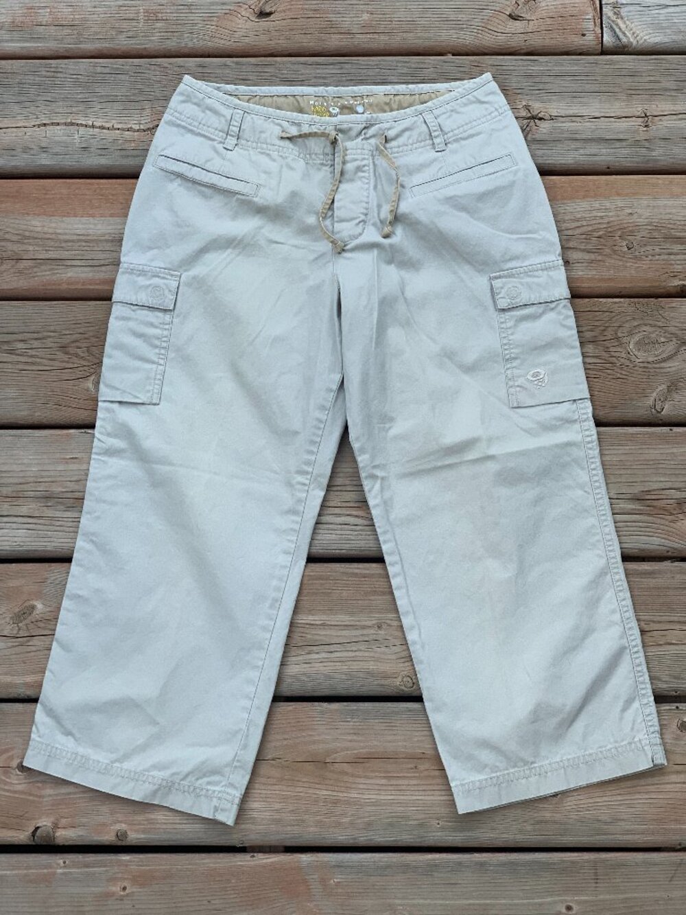 Mountain Hardwear Cargo Pants 4 Khaki Cropped Capri Outdoor Hiking Gorpcore Boho